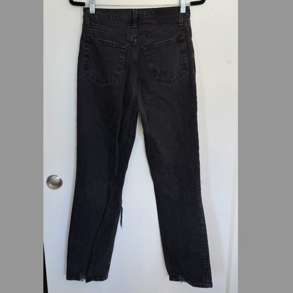 A&F Ultra High Rise '90s Straight Jean (sz 27/4R) - Picture 2 of 3